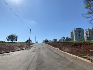 EMPREENDIMENTO - DESMEMBRAMENTO BELLAGIO.

LOCALIDADE DO IM&Oacute;VEL: Rua Ademar Figueiredo (rua inicia na Rua Amalia Ayala Peres, 42 - Sorocaba/SP &ndash; CEP: 18048-130).

O empreendimento Desmembramento &ldquo;BELLAGIO&rdquo; est&aacute; localizado no &ldquo;Altos do Campolim&rdquo;, pr&oacute;ximo ao Shopping IGUATEMI ESPLANADA &ndash; Sorocaba/SP, com acesso pela Rua Augusto Lippel ou Rua Antonio Perez Hernandez. O lote 6 ou &aacute;rea 6 da &ldquo;ARI&rdquo; tem a seguinte descri&ccedil;&atilde;o: Encontra-se distante 557,74 metros da Rua Amalia Ayala Perez , segue em reta 103,95 metros, pela Rua Ademar Figueiredo, com azimute 295&ordm;16&rsquo;07&rdquo;;&nbsp; deflete em curva &agrave; direita 15,41 metros, com raio de 9,00 metros, confrontando com a conflu&ecirc;ncia da Rua Ademar Figueiredo e Rua Sem Denomina&ccedil;&atilde;o 2; da&iacute; segue em reta 43,62 metros, com azimute 33&ordm;20'45&rdquo;, pela Rua Sem Denomina&ccedil;&atilde;o 2; da&iacute; deflete &agrave; direita e segue em reta 106,75 metros, com azimute 116&ordm;26&rsquo;46&rdquo;,confrontando com a propriedade de Dario Cesar Barros Haddad; deflete a direita e segue reta, 51,13 metros, confrontando com a &Aacute;rea 5, atingindo o ponto de origem. Perfazendo a &aacute;rea de 5.755,97 metros quadrados.&nbsp;Com localiza&ccedil;&atilde;o privilegiada na Cidade de Sorocaba o Desmembramento &ldquo;BELLAGIO&rdquo; encontra-se em uma regi&atilde;o nobre da Cidade. Localizada logo atr&aacute;s do Tauste Campolim &ndash; excelente rede de supermercados, da loja&nbsp;Tok & Stok e Mercad&atilde;o da Cidade. Pr&oacute;ximo ao Carrefour e Shopping Iguatemi Esplanada. O lote com &aacute;rea de 5.755,97m&sup2; foi implantado com infraestrutura urbana como: guias e sarjetas; pavimenta&ccedil;&atilde;o asf&aacute;ltica; drenagem; rede domiciliar de &aacute;gua, e esgoto, rede de energia el&eacute;trica e ilumina&ccedil;&atilde;o p&uacute;blica. Condi&ccedil;&otilde;es comerciais especiais.&nbsp; &nbsp; &nbsp; &nbsp; &nbsp; &nbsp; &nbsp; &nbsp; &nbsp; &nbsp; &nbsp; &nbsp; &nbsp; &nbsp; &nbsp; &nbsp; &nbsp; &nbsp; &nbsp; &nbsp; &nbsp; &nbsp; &nbsp; &nbsp; &nbsp; &nbsp; &nbsp; &nbsp; &nbsp; &nbsp; &nbsp; &nbsp; Vendas direto com empreendedor. Venha conferir!

Valor &agrave; vista: R$ 11.511.940,00 - IPTU ANUAL (2026): R$ 2.037,24. Para agendar uma visita ou maiores informa&ccedil;&otilde;es entre em contato: Telefone: &nbsp;(15) 3321-0791&nbsp; Celular:&nbsp;+55 (15) 99782-0799

Email: adm@gmfltda.com.br&nbsp; &nbsp;Mais info: www.gmfltda.com.br&nbsp;&nbsp;https://metalland.com.br/empreendimento/27
